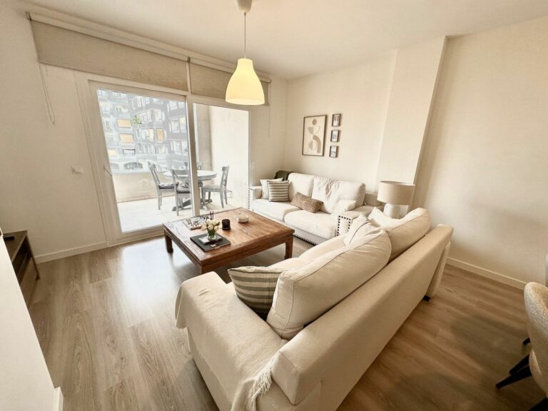 b1e2ebc842147464db9c4b0a4e736de4 - 5