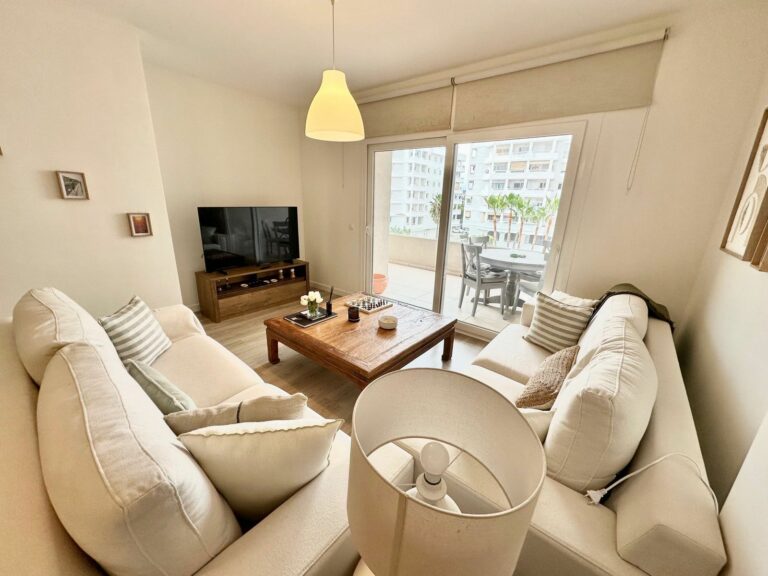 b1e2ebc842147464db9c4b0a4e736de4 - 6