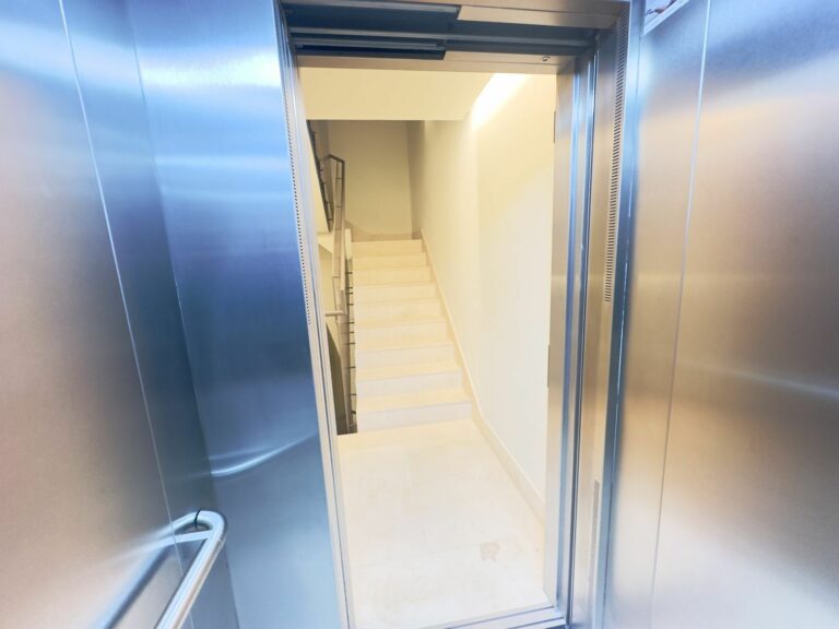 b3edd0196313522606e6dfaff38f9d7f - 9