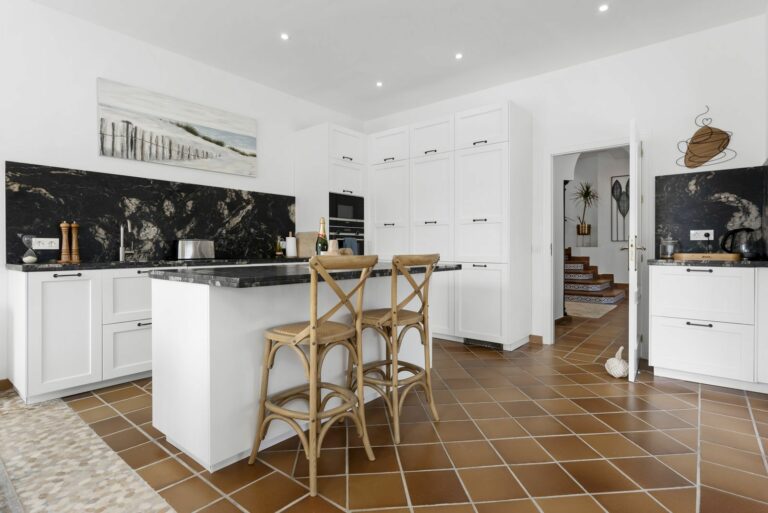 b45c4b5f707d837eb91b6c376040b5c6 - 10