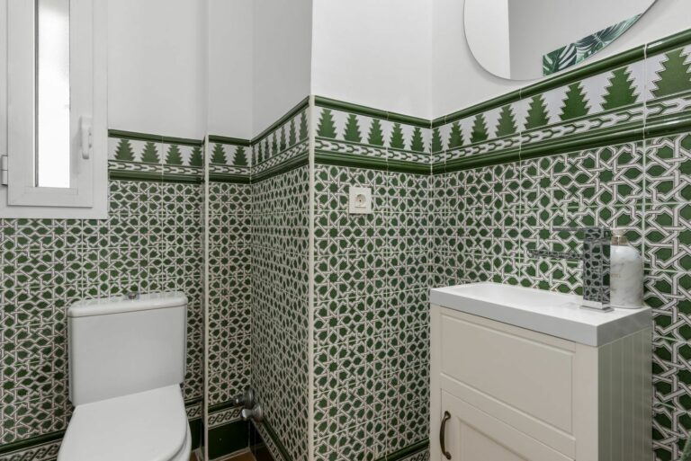 b45c4b5f707d837eb91b6c376040b5c6 - 16