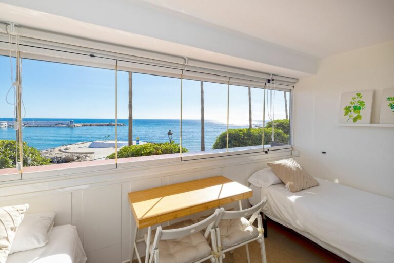 b476d63e7d707ba3dff52b025ce6186a - 14