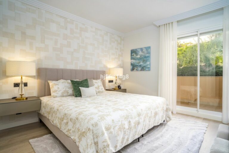 b47d27c30469bcaa802d495773da68cf - 15