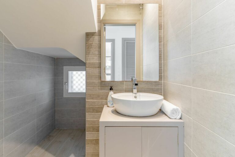 b48050c16f9e8bfc87148d184bbd58dd - 11