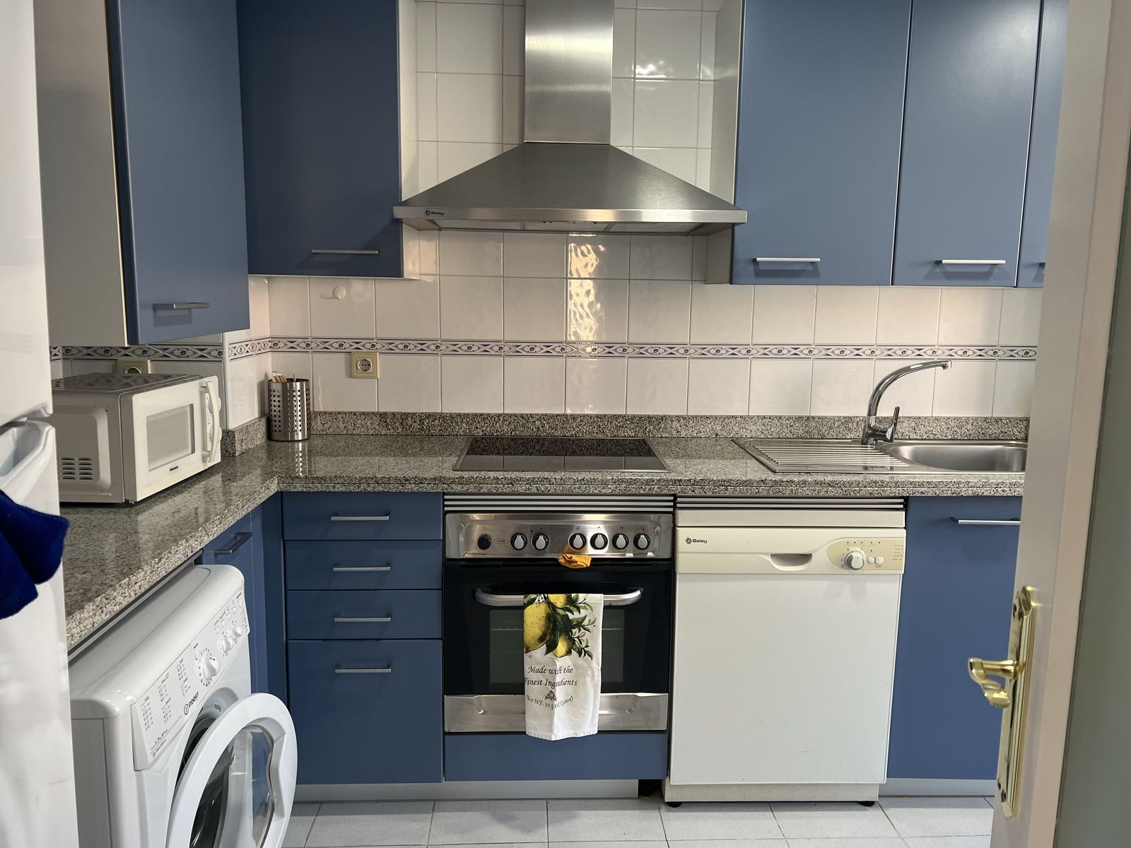 b4c3506736daa30d4df85eb3361c0846 - 11