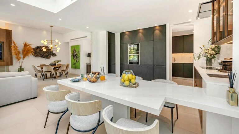 b4da01b744d7965f27aa40f8a6a7a731 - 6