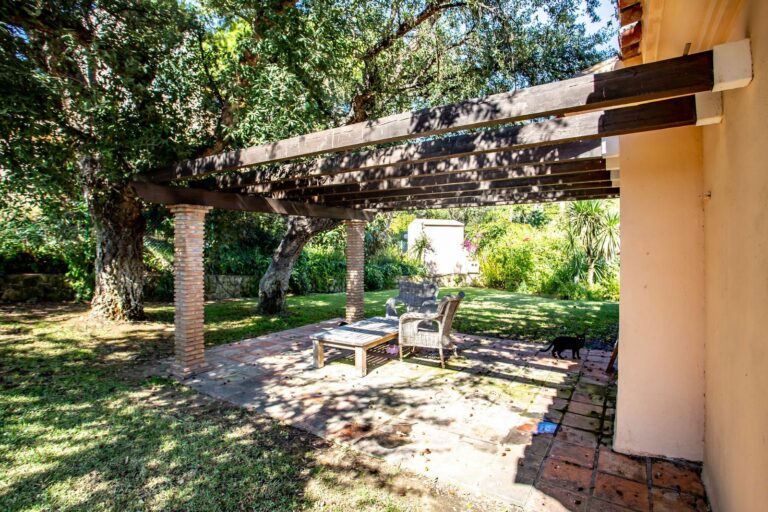 b53113c883afe22258922e409f545ba2 - 16