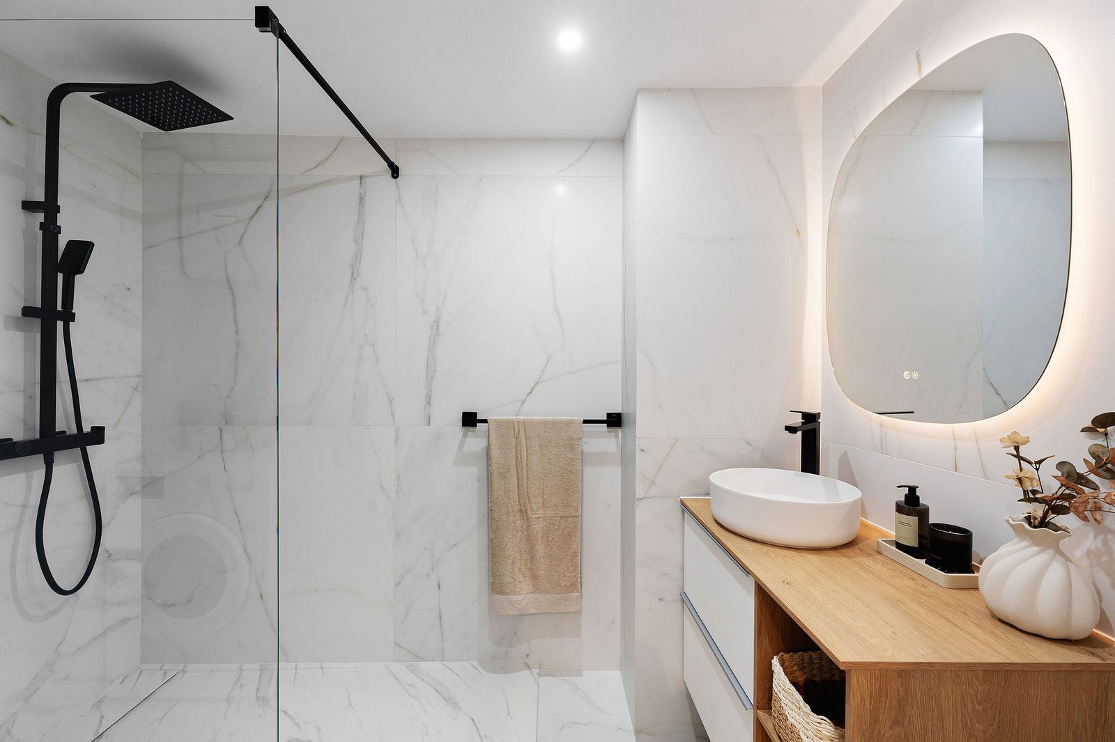 b5c0b24fe39fa30a87b01edf76efb421 - 15