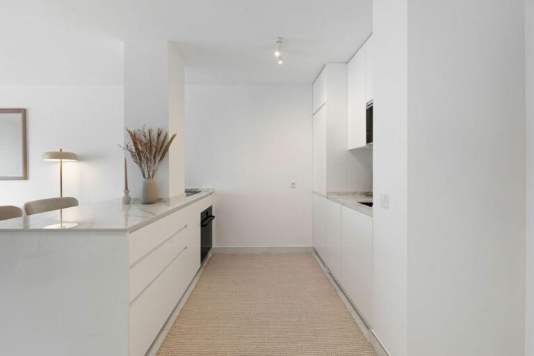 b5c0b24fe39fa30a87b01edf76efb421 - 8