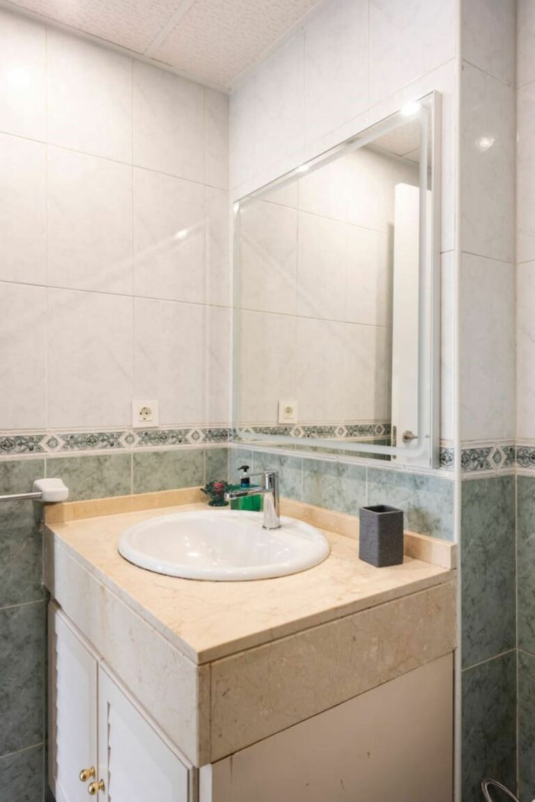 b7d9baa6a7cf8ae068e418c8cdf91a96 - 15