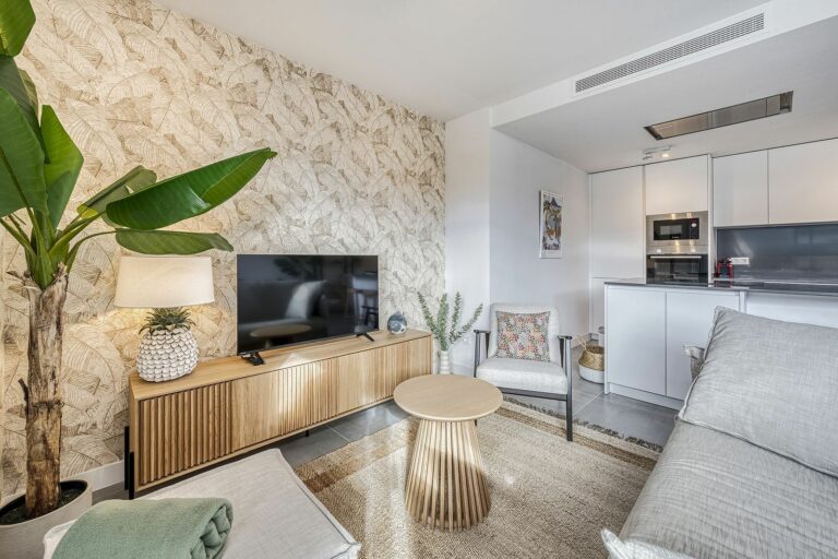 ba5f0eeb40ebe52de5ae513284c9f65c - 11