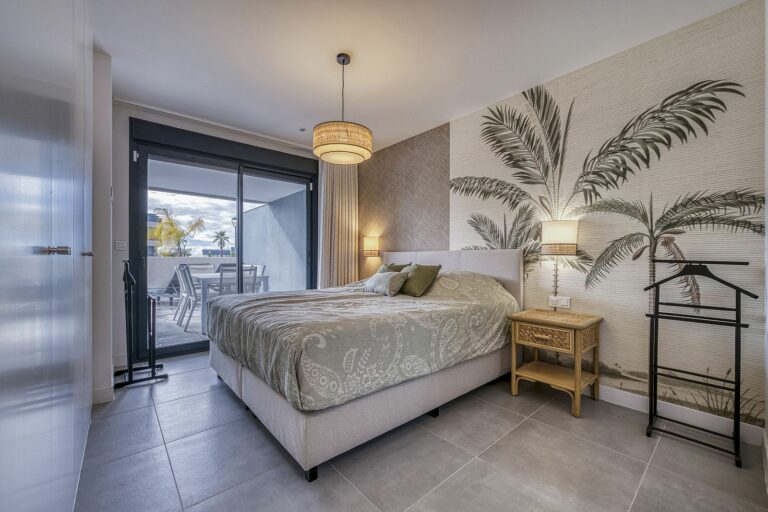 ba5f0eeb40ebe52de5ae513284c9f65c - 15