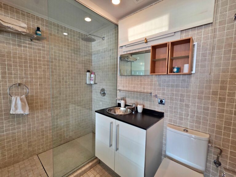 bb0a6f7b323908458ef56de83361e8aa - 11