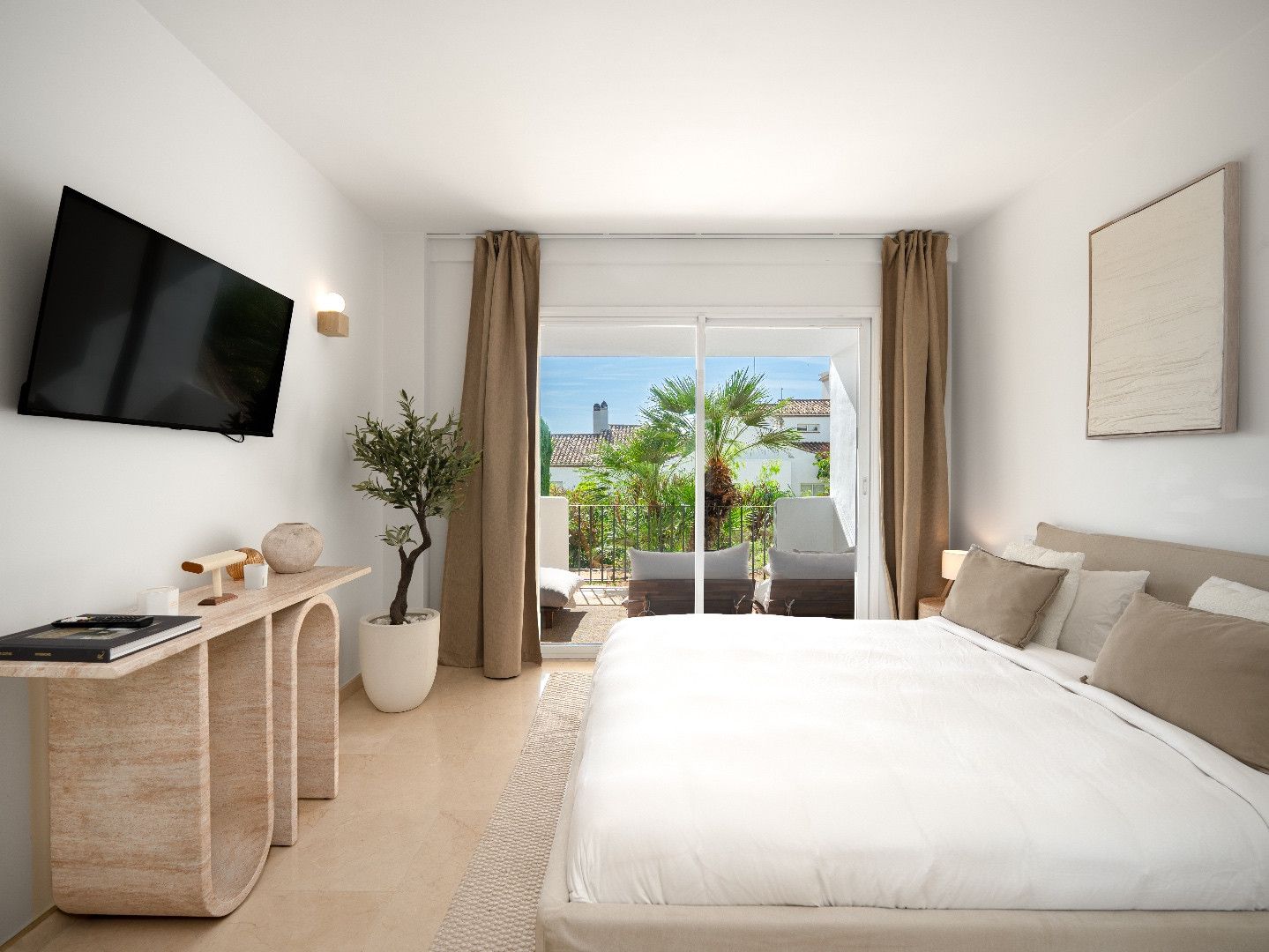 bb2c5e5b90f7881fc09ff3deaef9517d - 4