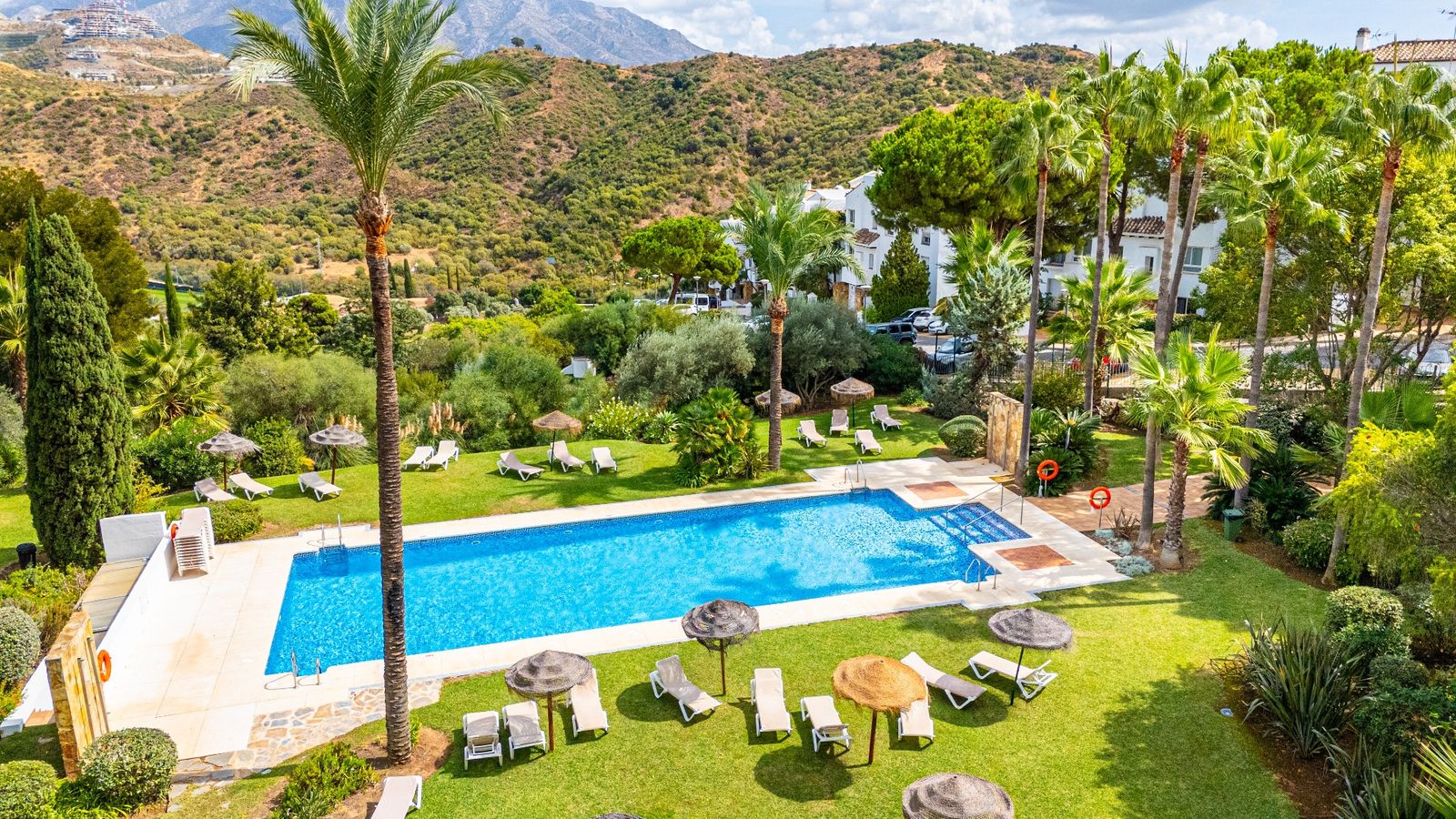 bb2c5e5b90f7881fc09ff3deaef9517d - 6