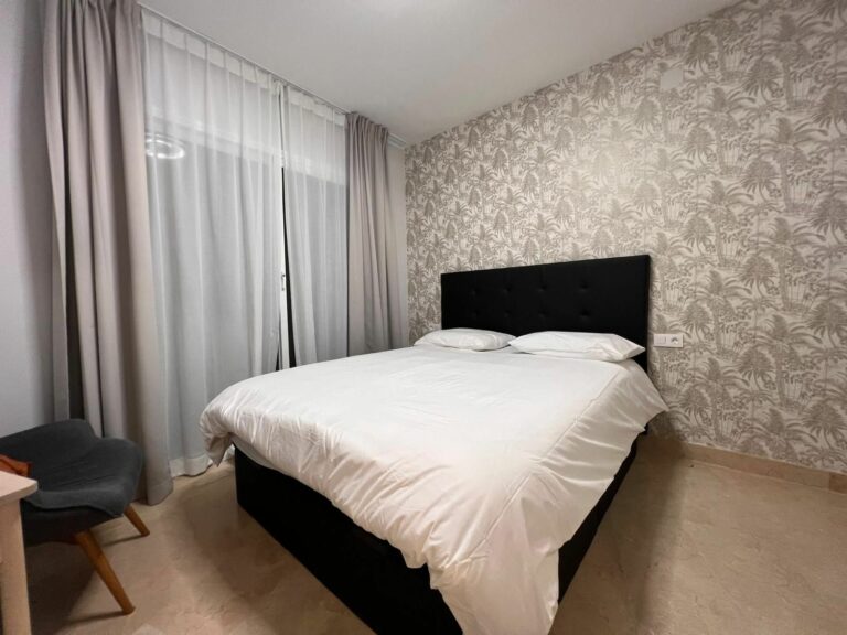 bb8b1ac893b12b840ed934460b790f2a - 16