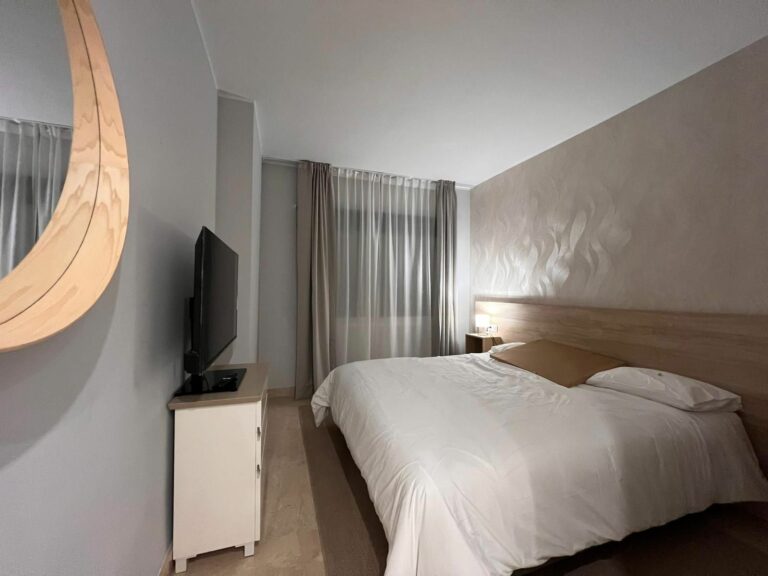 bb8b1ac893b12b840ed934460b790f2a - 5