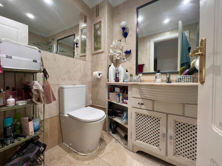 bd69387d979e9d59b9dc1ed6b6f24df6 - 13