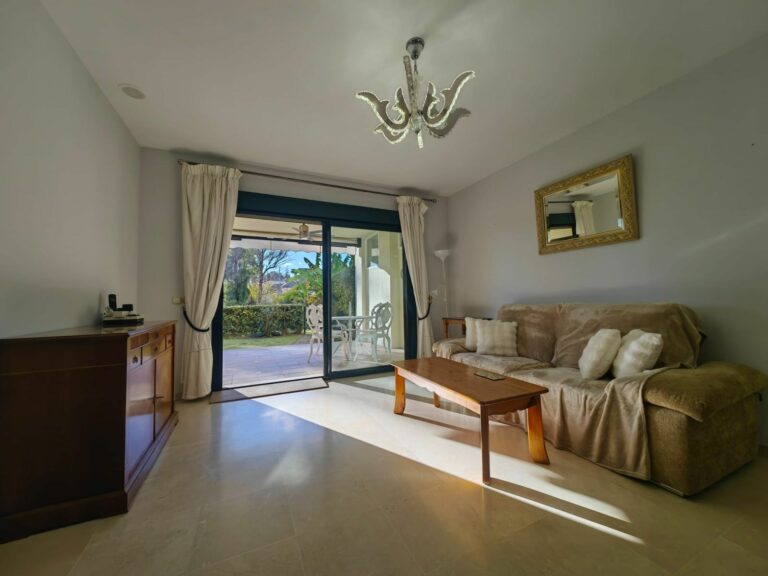 bf77a68100dbfb4981d3f7dfecb7d26c - 12