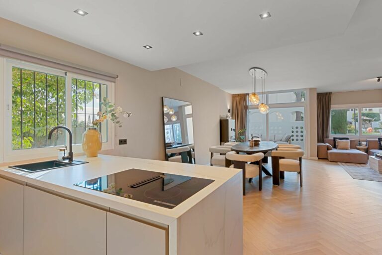 c00d022debb80d4a424f80f691897f1b - 4