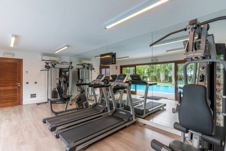 c11b4de962251cdf071495446cde035e - 11