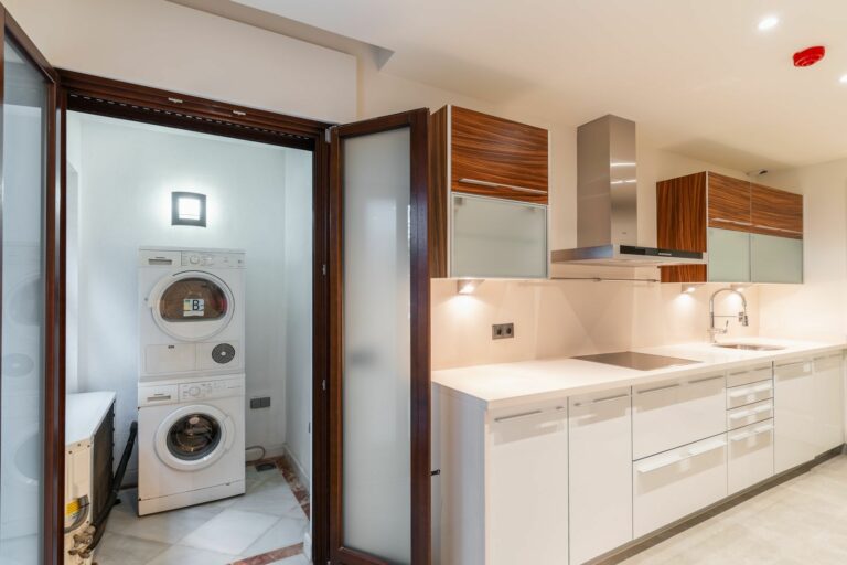 c11b4de962251cdf071495446cde035e - 4