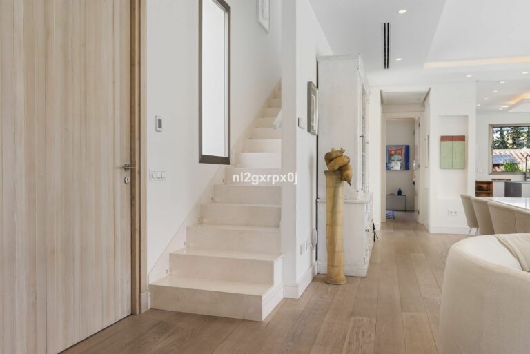 c170d3e84e44ca06f63381aeb3a6b3bd - 9