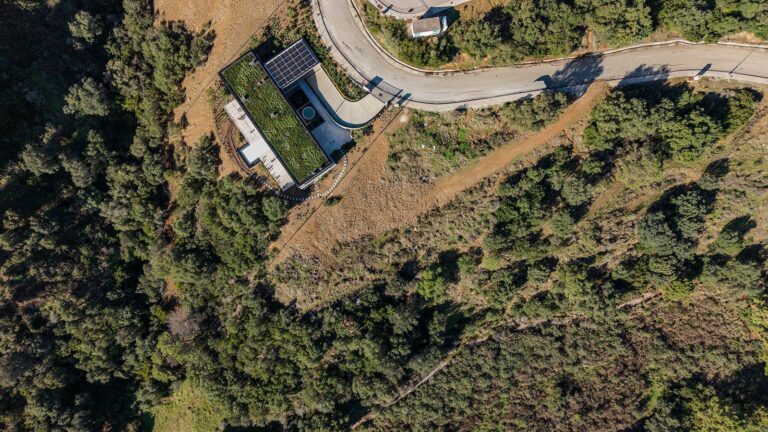 c179bd2c35bfe07f134679c40a3c9921 - 6