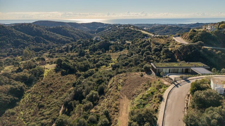 c179bd2c35bfe07f134679c40a3c9921 - 7