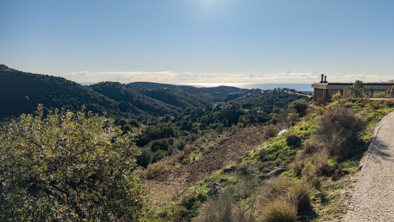 c179bd2c35bfe07f134679c40a3c9921 - 9