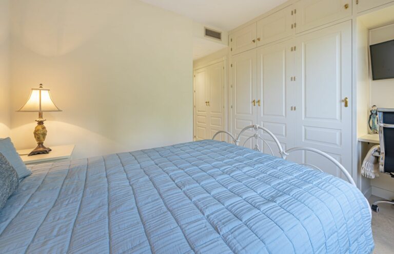 c44b09bbff9b5ef0245eb04ca6c26120 - 12