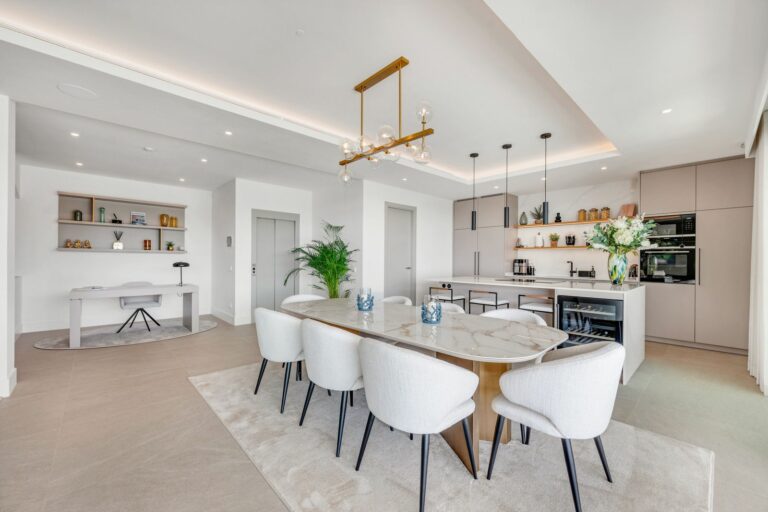 c4f7b53766443464c6820a3770b47bfa - 10