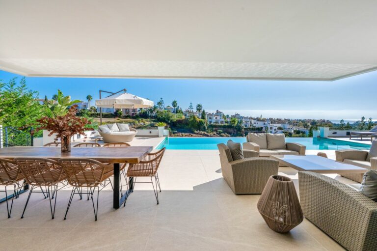 c4f7b53766443464c6820a3770b47bfa - 16