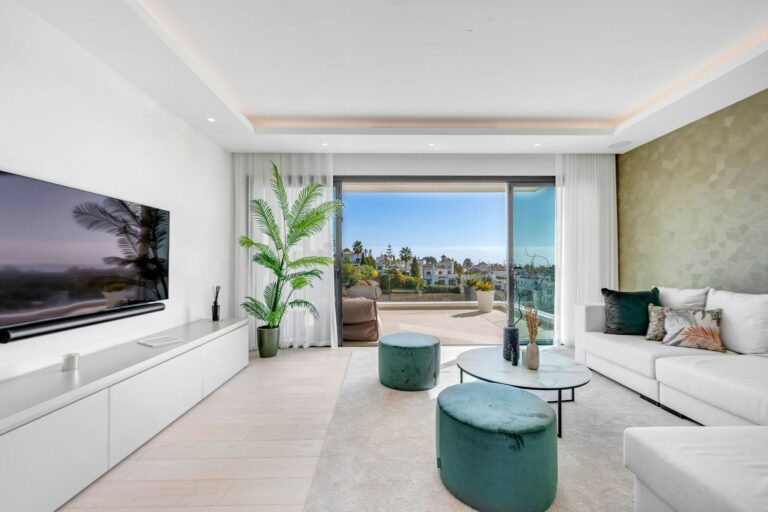 c4f7b53766443464c6820a3770b47bfa - 6