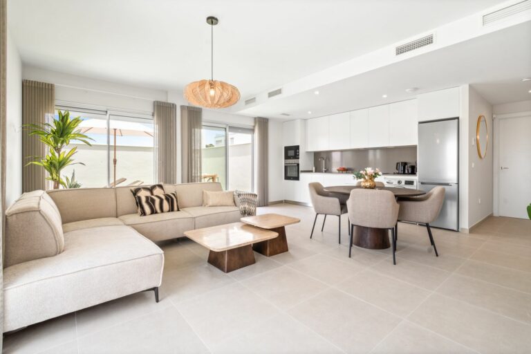 c572685b96cf925c52fc731c9bc74671 - 2