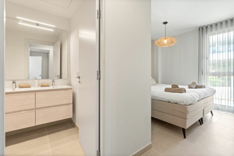 c572685b96cf925c52fc731c9bc74671 - 5