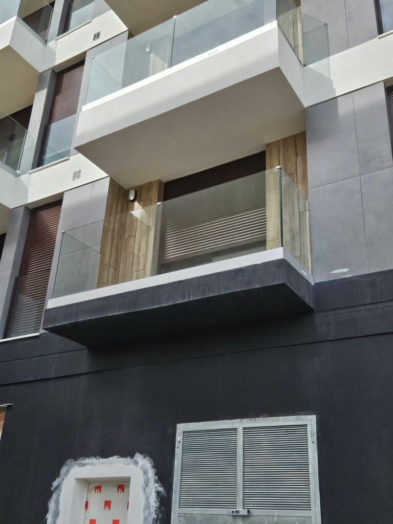 c586200a1cc93f21395f5e567c770e33 - 11