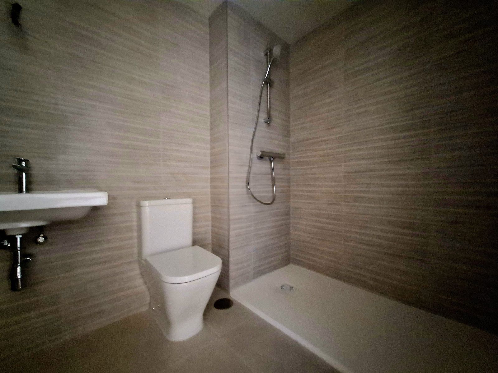 c586200a1cc93f21395f5e567c770e33 - 7