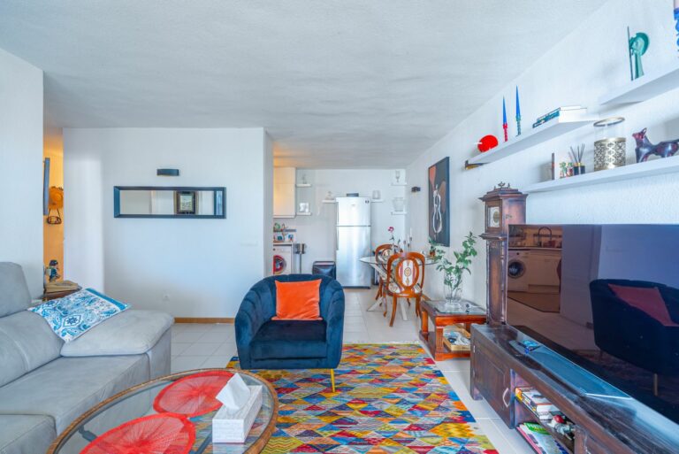 c62f57244850a0cb74c1b588e74d678e - 10