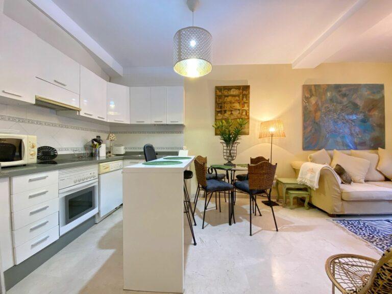 c78e9c0b349c1e15d80bd8d939fb9e99 - 14