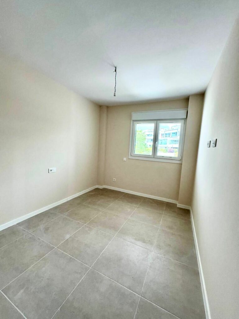 c7d4111c849bcdea5c74e1377e5b4e16 - 12