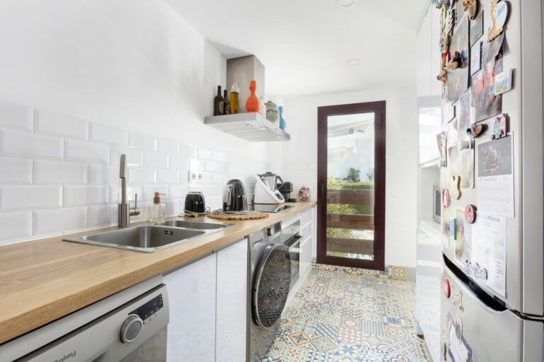 c80166c1b7280cc9968686a99d97b9dc - 4