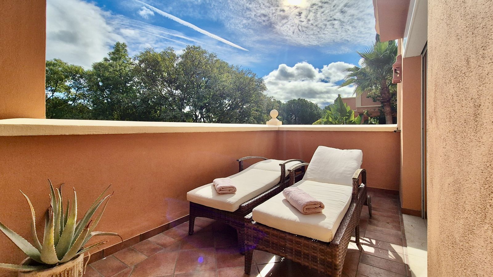 c81f517dbb2f0ecebd8ec2fd6c727ab7 - 12