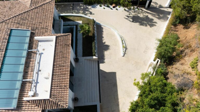 c90842b119c8905887223c4b3d0a43e4 - 5