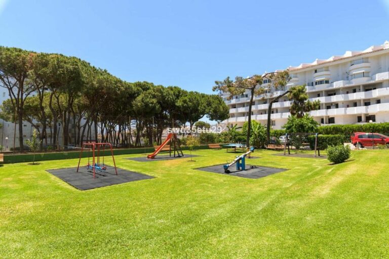 c97bfa58a4aa395ade8f5fff0d9c42a0 - 15