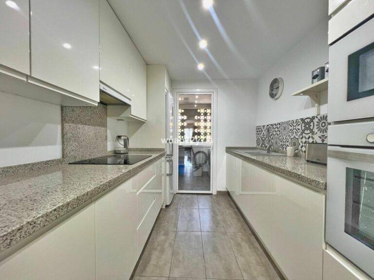 c9be2217393e0275bc9c845a2b15364b - 10