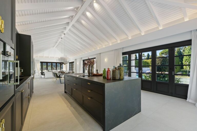 cab4d78ff0255b9497c99a14947f1de9 - 8