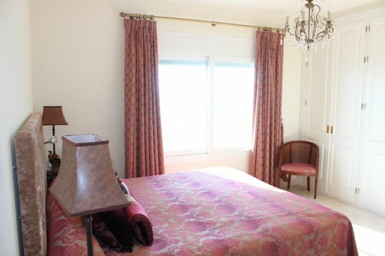 cab538f7a84e89a31138aefd95782829 - 15