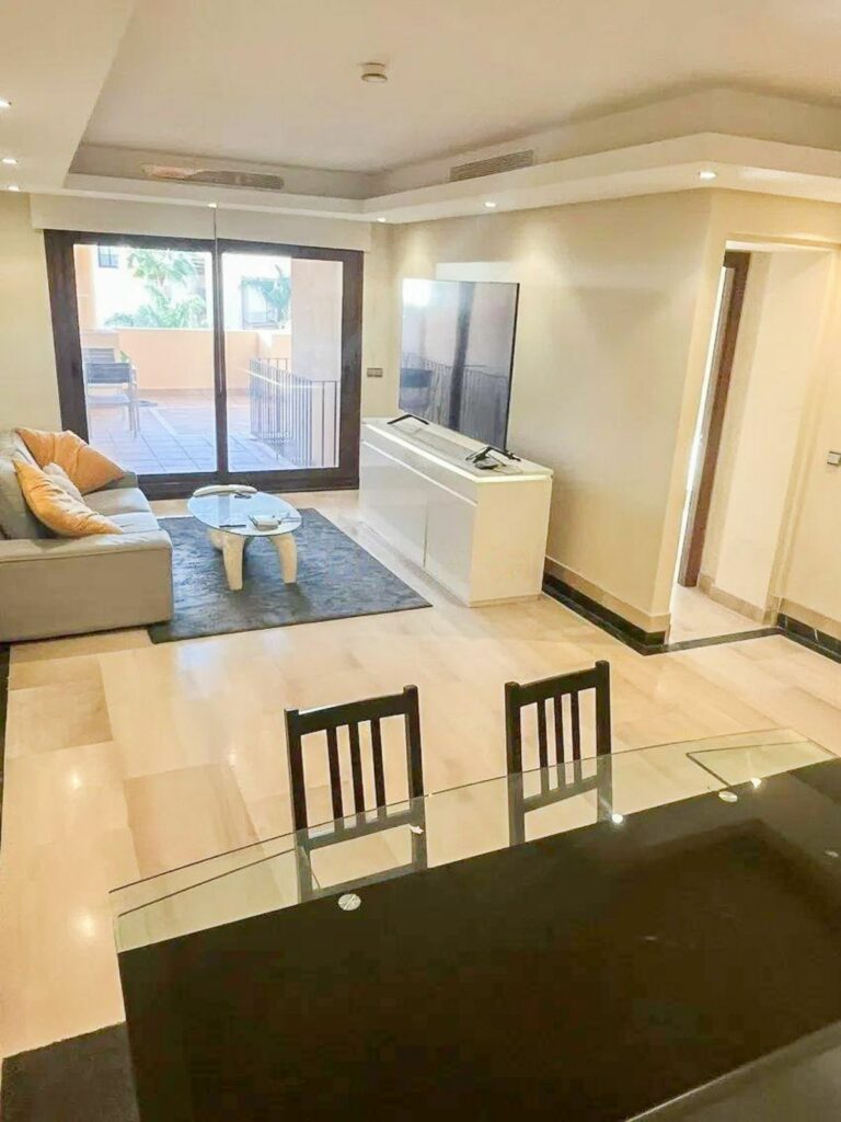 cb0f153e07c20c9370a03a69a33b63df - 3