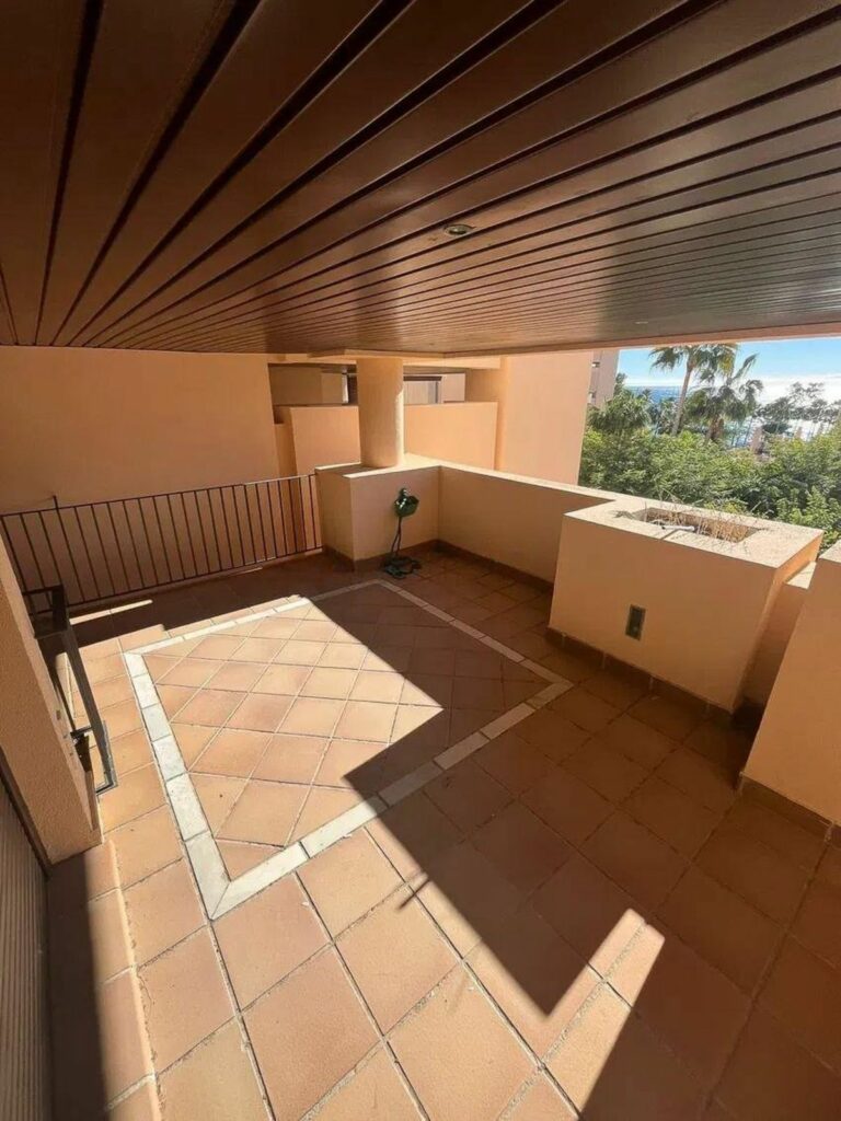 cb0f153e07c20c9370a03a69a33b63df - 5